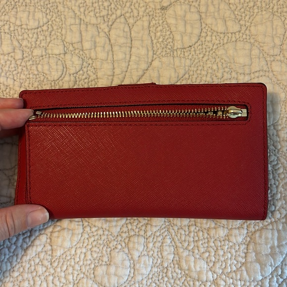 Red Kate Spade folio wallet - Picture 5 of 7